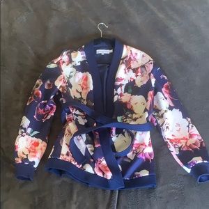 Finders Keepers kimono-style blazer sz Medium